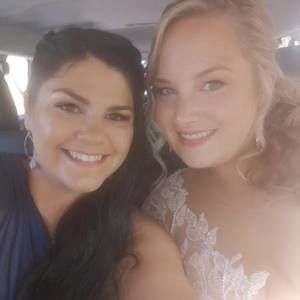 Meet your Posher, Leslie